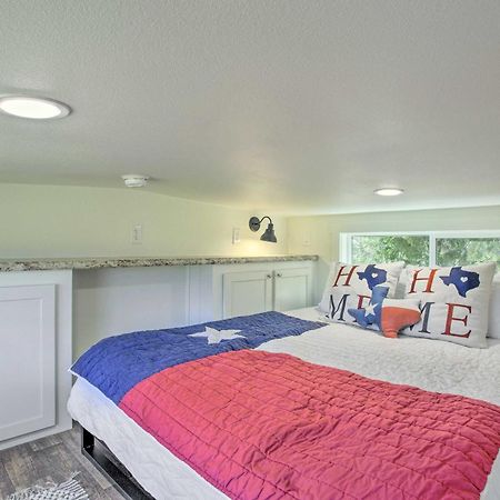Cozy Mckinney Tiny Home With Porch And Fire Pit! Экстерьер фото