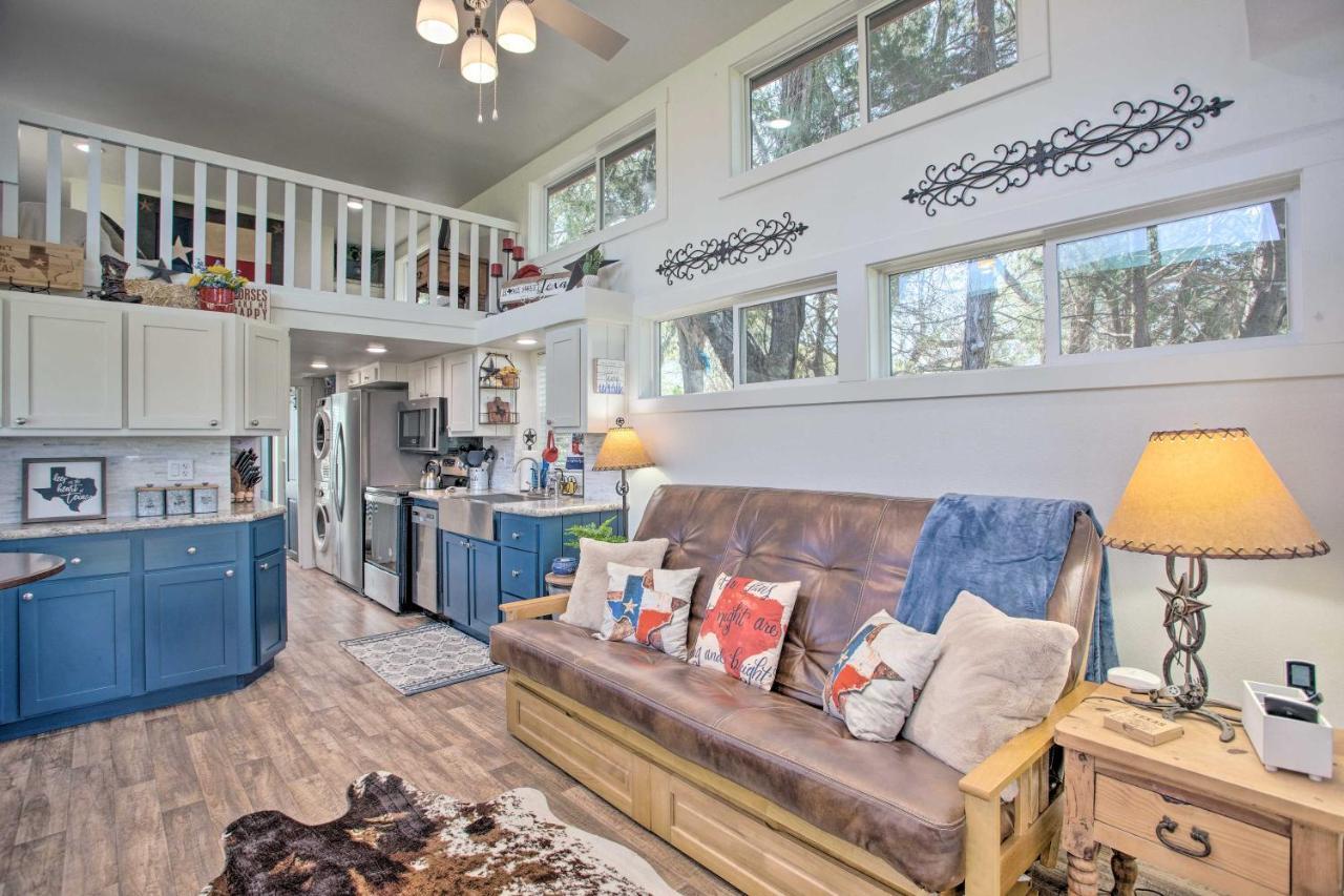 Cozy Mckinney Tiny Home With Porch And Fire Pit! Экстерьер фото