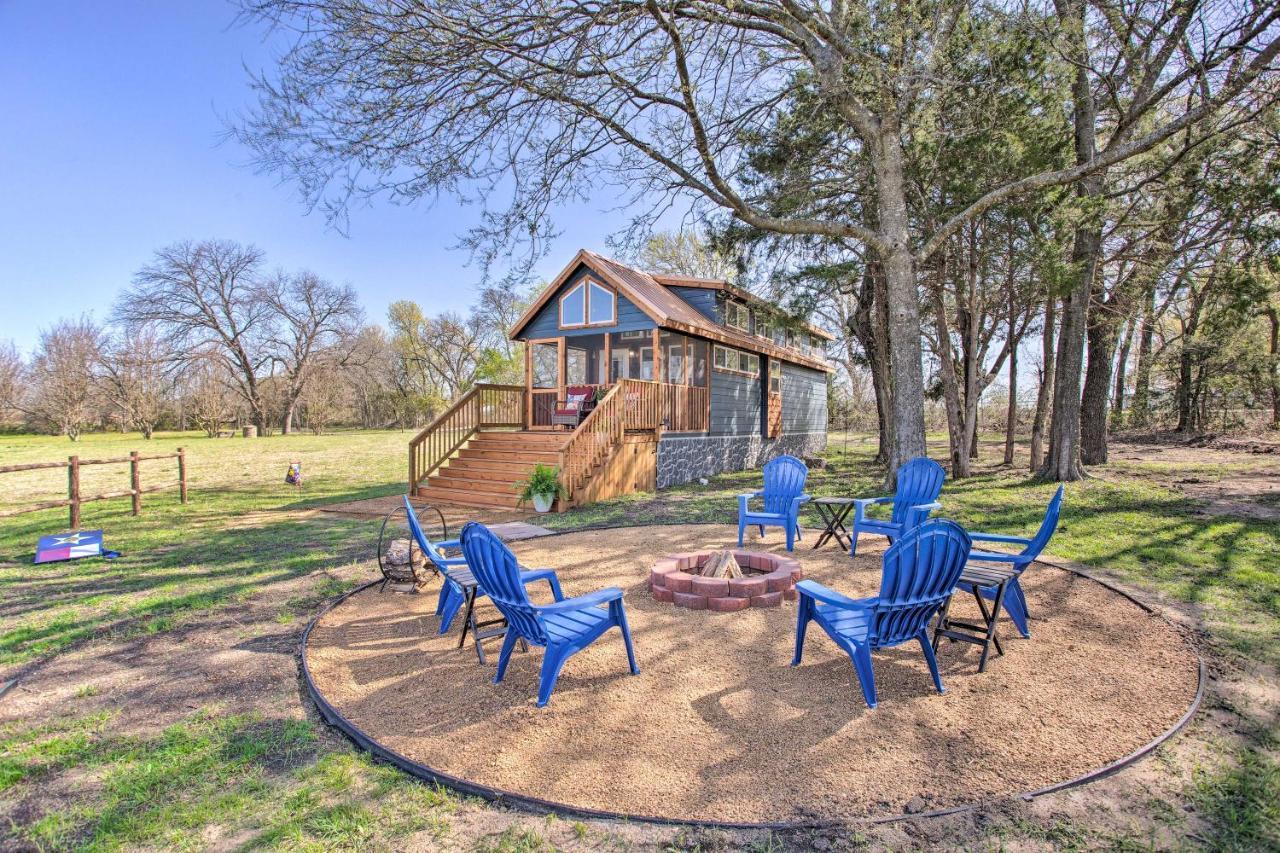 Cozy Mckinney Tiny Home With Porch And Fire Pit! Экстерьер фото
