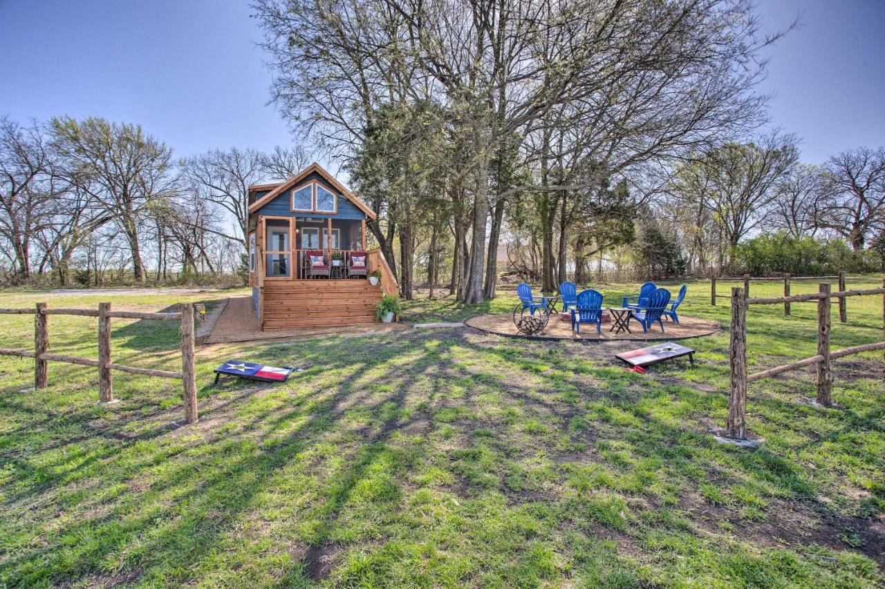 Cozy Mckinney Tiny Home With Porch And Fire Pit! Экстерьер фото